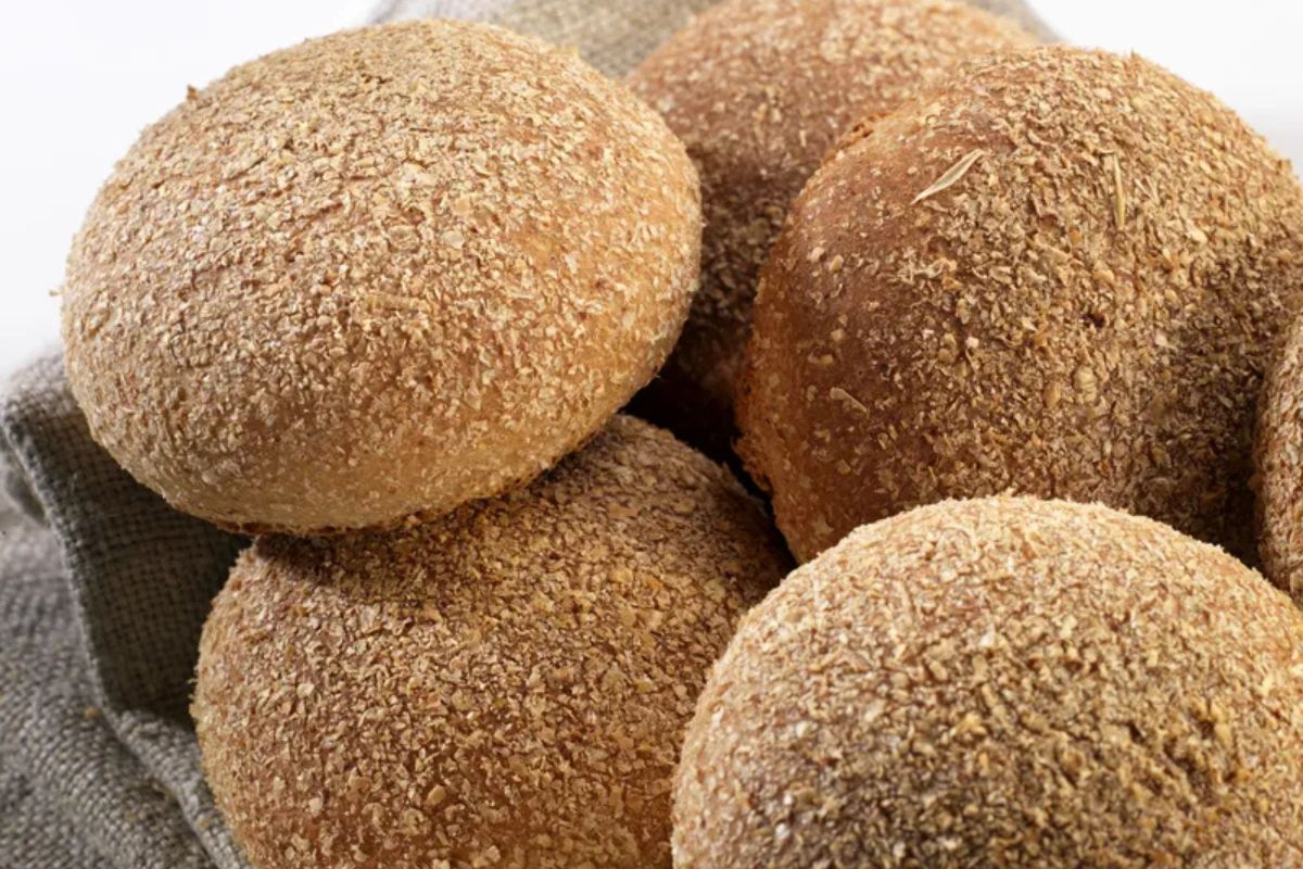 إفادتي دليل فوائد خبز الشعير: البديل الصحي لإدارة الوزن والسكري فوائد خبز الشعير
